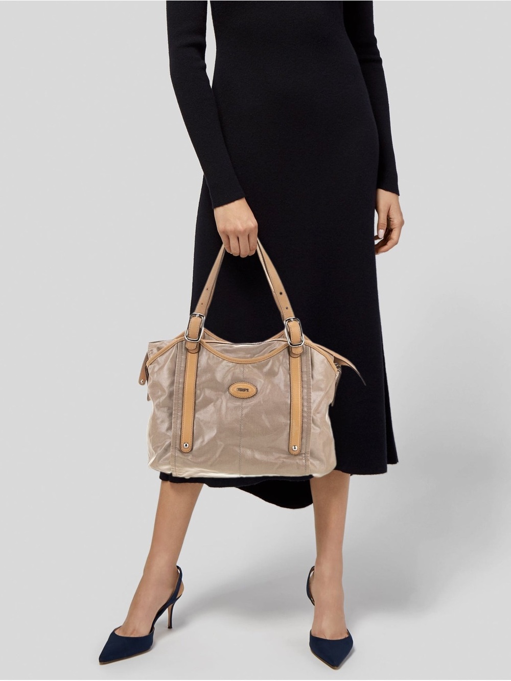 Tod's Khaki Coated Bag N259-34